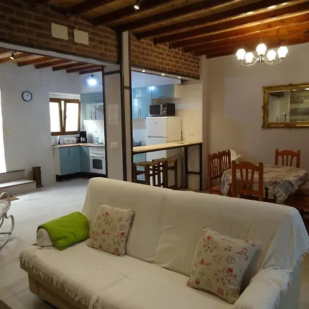 Casa Rural Con Chimenea Y Jacuzzi *