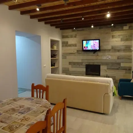 Casa Rural Con Chimenea Y Jacuzzi Apartment Sella